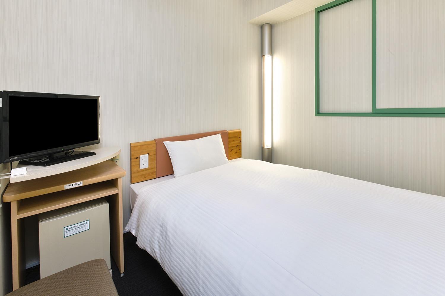 R&B Hotel Hakata Ekimae 1 - Vacation Stay 16386V Фукуока Экстерьер фото